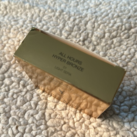 YVES SAINT LAURENT YSL All Hours Hyper Bronze in Light Sepia 01 - Picture 3 of 5
